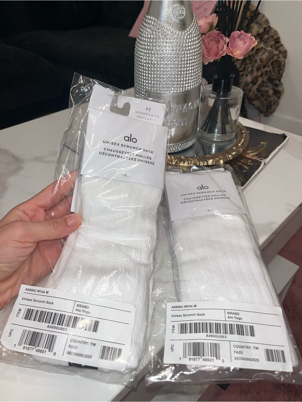 BUNDLE!!** ALO Yoga White Unisex Scrunch Socks - 2 Pairs
